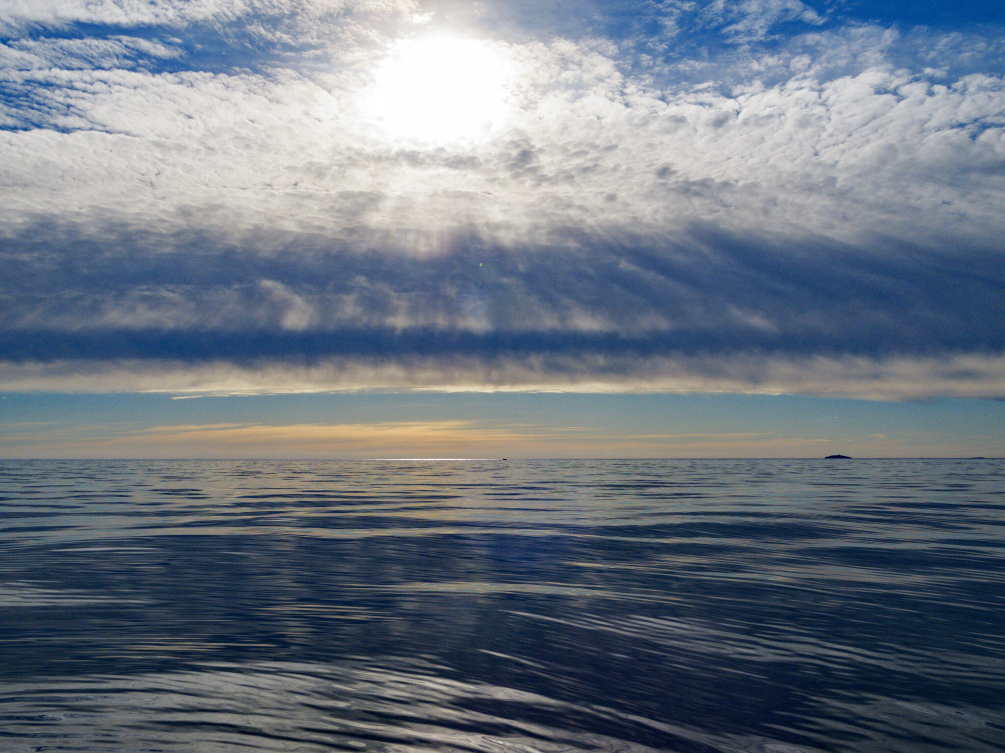 Ganz allein auf dem Meer