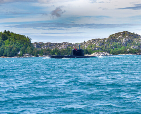 U-Boot im Fjord.