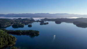 Invaerfjorden