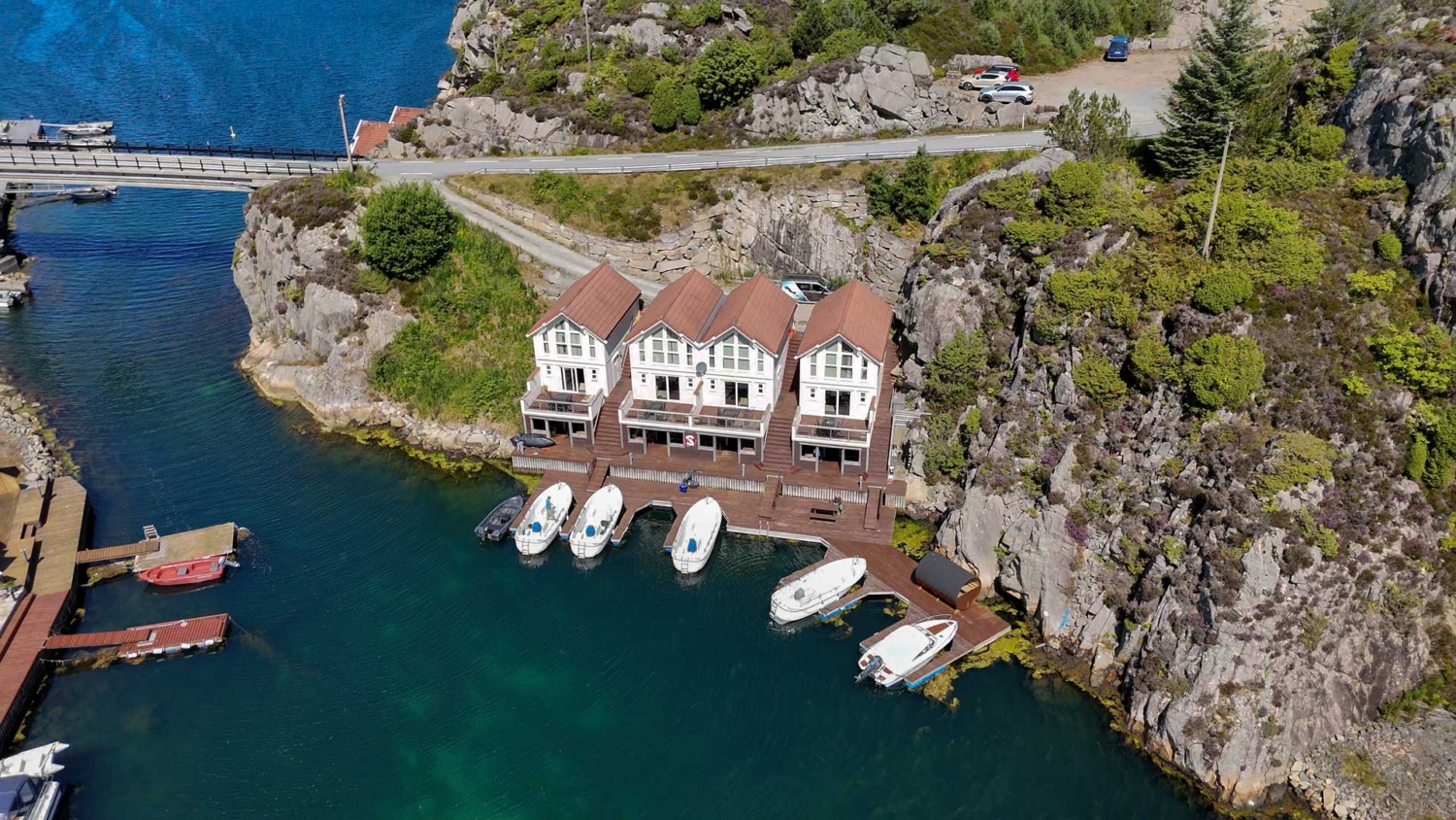 Westside-Lodges